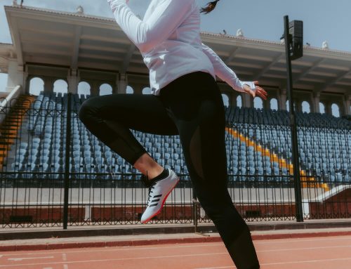 How to Train While Dieting: The Key to Success: A blog about calorie surplus and deficit.