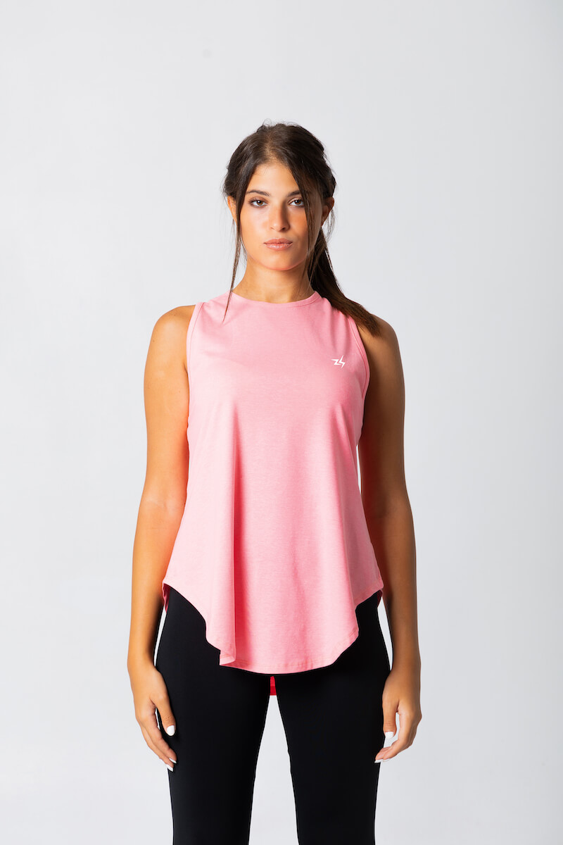 izzy women summer23 17
