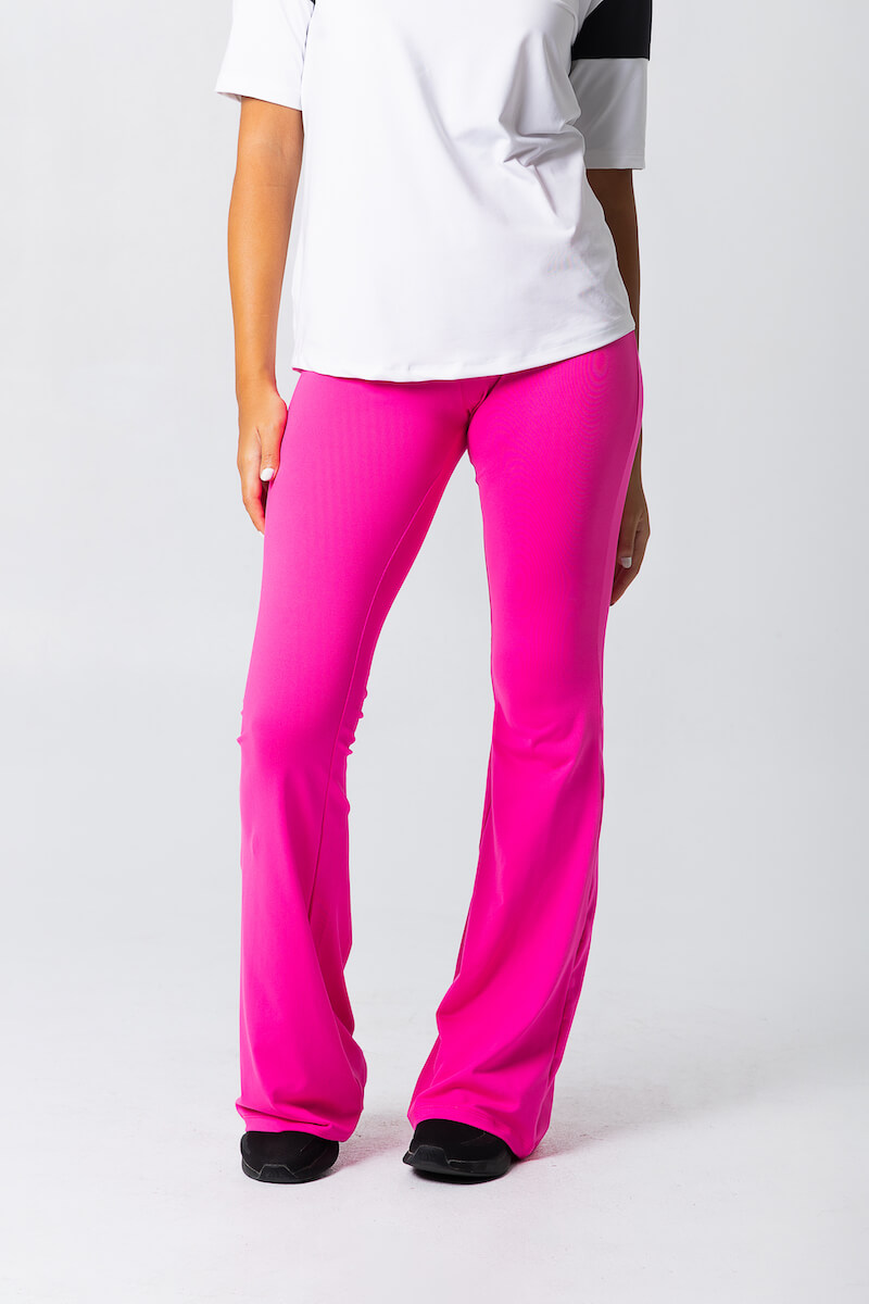 izzy women summer23 74