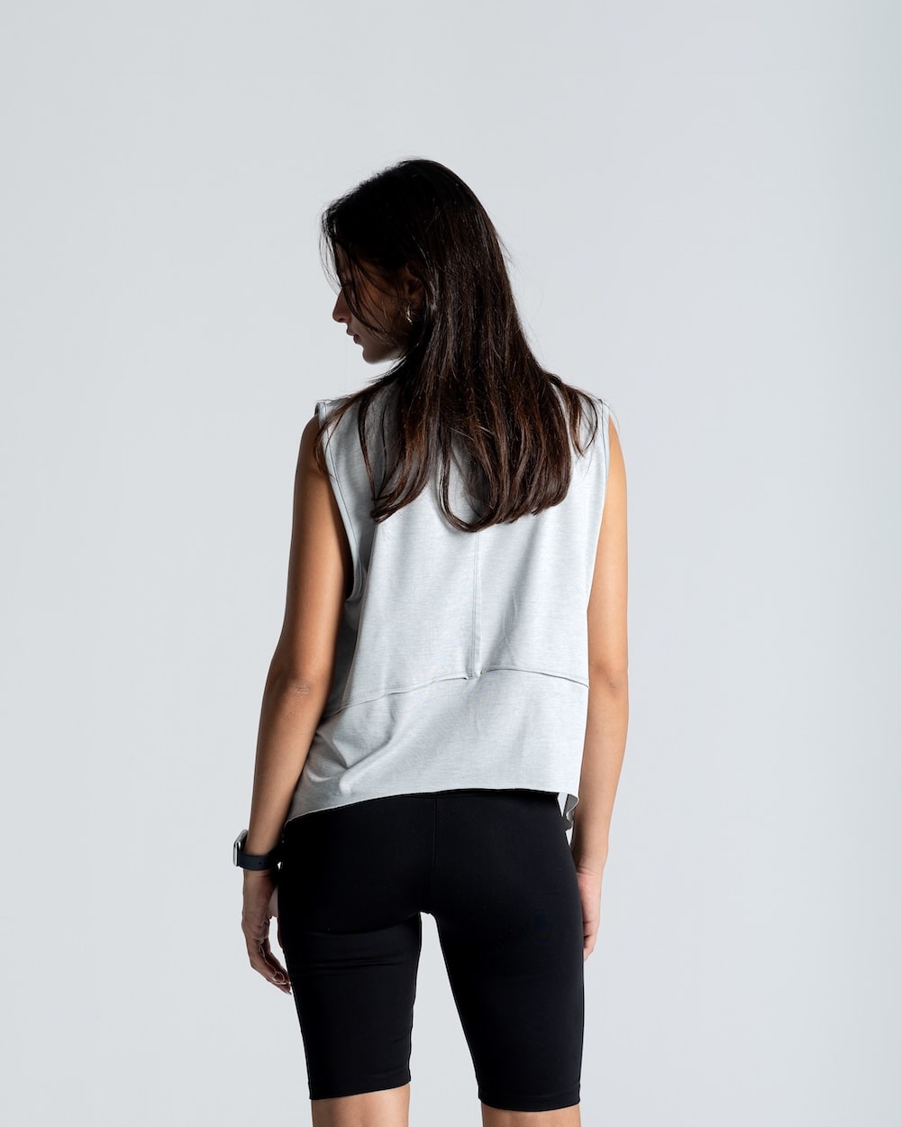 izzy apparel women min