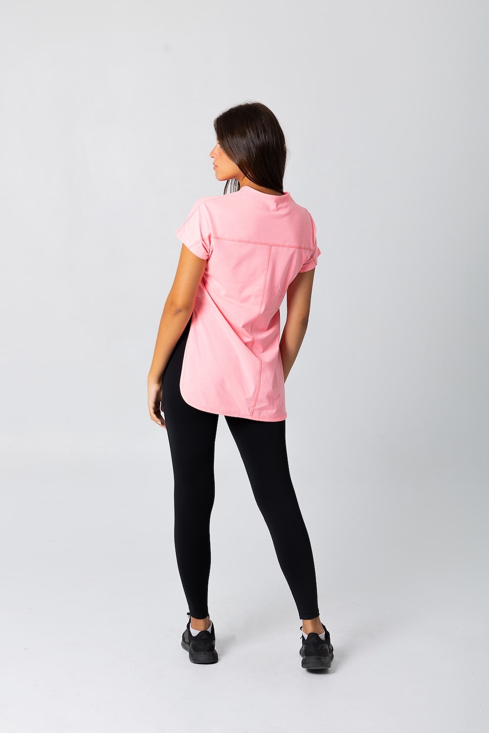 women izzy apparel min
