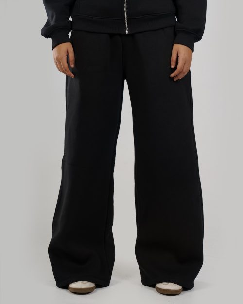 black pants women
