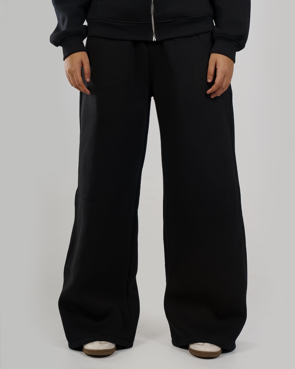 black pants women